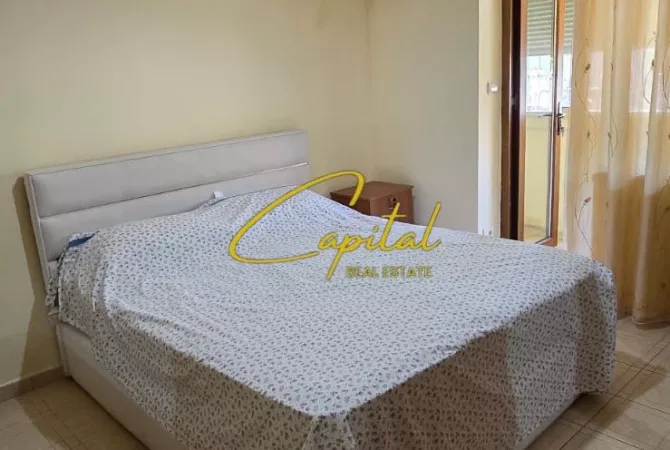 Shtepi ne shitje Apartament ne Tirane, 2+1, Mobilimi E mobiluar, Pagesa 195,000  Euro.