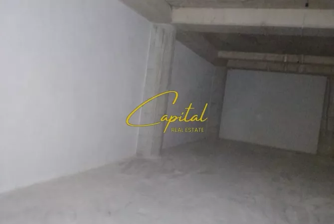 Ambient biznesi me qera 1+1 ne Tirane - 40,000 Leke
