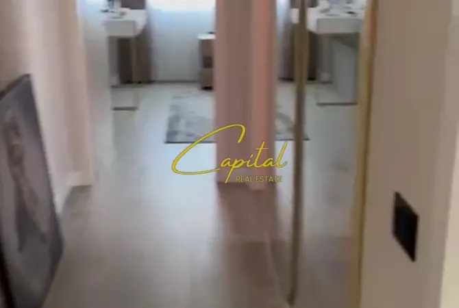 Shtepi ne shitje Apartament ne Tirane, 2+1, Mobilimi E mobiluar, Pagesa 145,000  Euro.