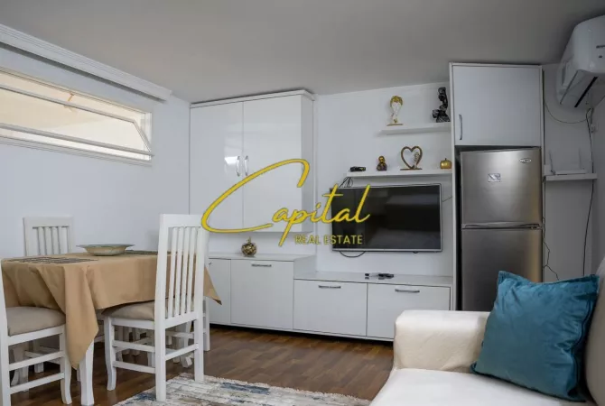 Shtepi me qera 1+1 ne Tirane - 60,000 Leke