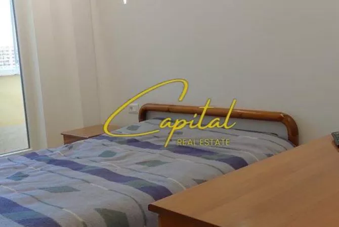 Shtepi me qera 1+1 ne Tirane - 60,000 Leke