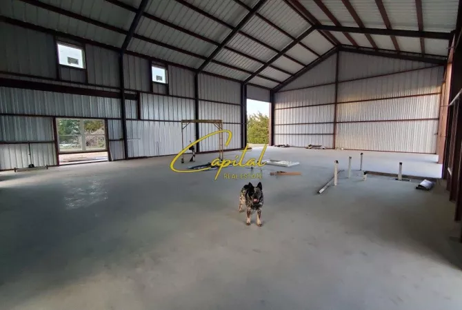 Ambient biznesi me qera 4+1 ne Tirane - 1,200 Euro