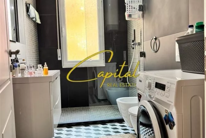 Shtepi me qera Apartament ne Tirane, 1+1, Mobilimi E mobiluar, Pagesa 55,000  Leke.