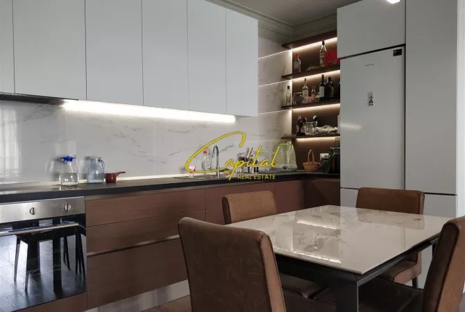 Shtepi me qera Apartament ne Tirane, 2+1, Mobilimi E mobiluar, Pagesa 1,100  Euro.