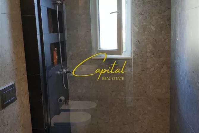 Shtepi me qera Apartament ne Tirane, 2+1, Mobilimi E mobiluar, Pagesa 1,100  Euro.