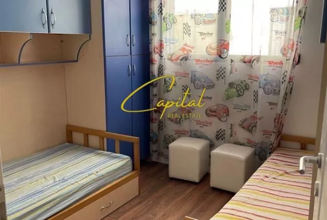 Shtepi me qera Apartament ne Tirane, 2+1, Mobilimi E mobiluar, Pagesa 500  Euro.