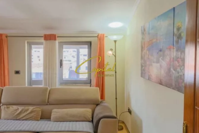 Shtepi me qera 2+1 ne Tirane - 700 Euro