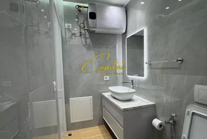 Shtepi ne shitje Apartament ne Tirane, 1+1, Mobilimi E mobiluar, Pagesa 170,000  Euro.