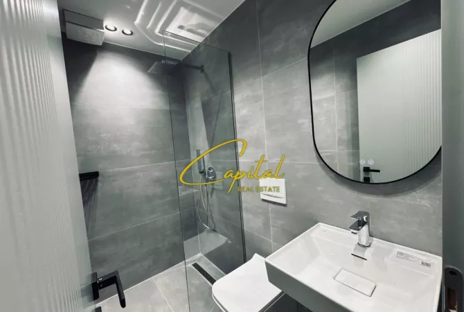 Shtepi ne shitje Apartament ne Tirane, 1+1, Mobilimi E mobiluar, Pagesa 268,000  Euro.