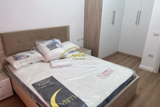 Shtepi me qera Apartament ne Tirane, 2+1, Mobilimi E mobiluar, Pagesa 450  Euro.