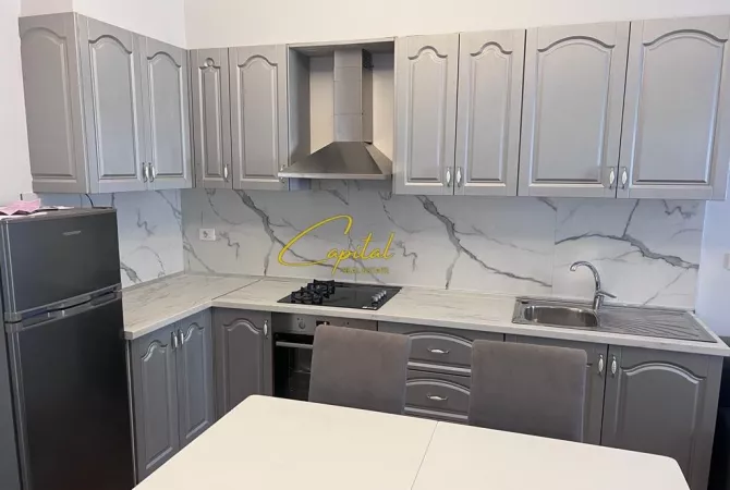 Shtepi me qera 2+1 ne Tirane - 450 Euro