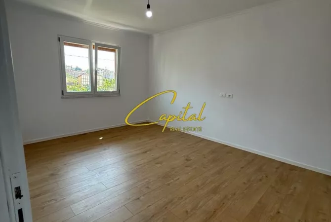Shtepi ne shitje 2+1 ne Tirane - 122,000 Euro