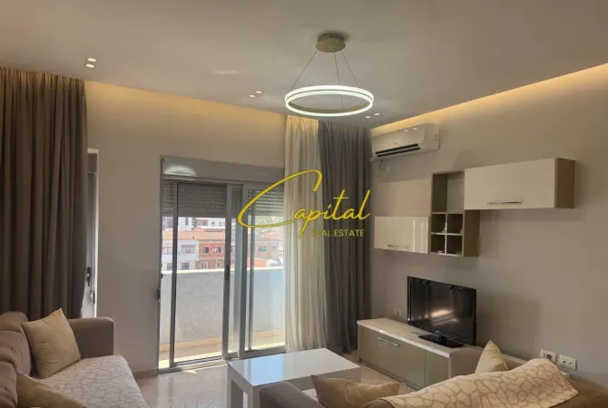 Shtepi me qera 2+1 ne Tirane - 550 Euro