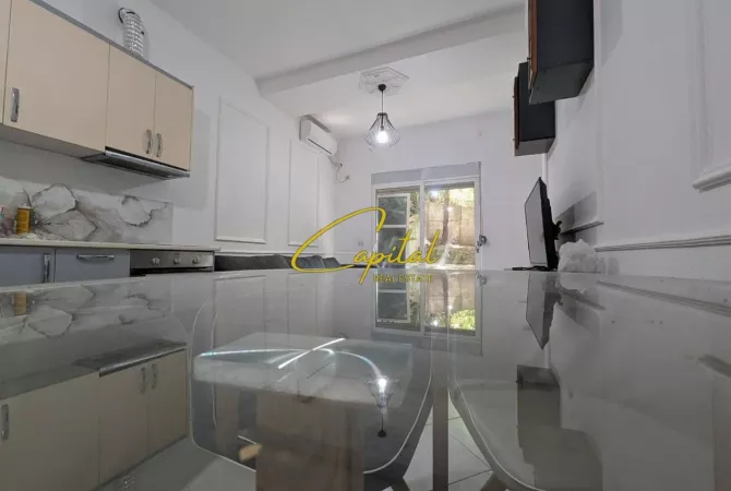 Shtepi me qera 2+1 ne Tirane - 500 Euro