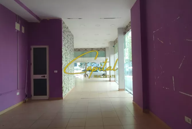 Ambient biznesi me qera 1+1 ne Tirane - 40,000 Leke