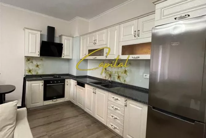 Shtepi me qera 2+1 ne Tirane - 45,000 Leke