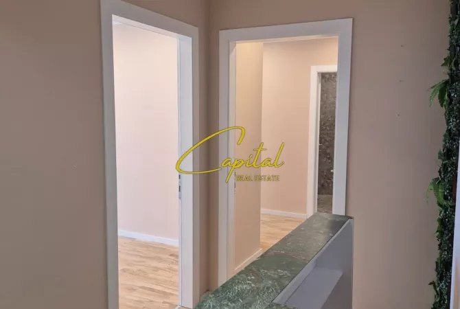 ZYRE ME QERA 130 M2 LIQENI ARTIFICIAL 2.200 EURO