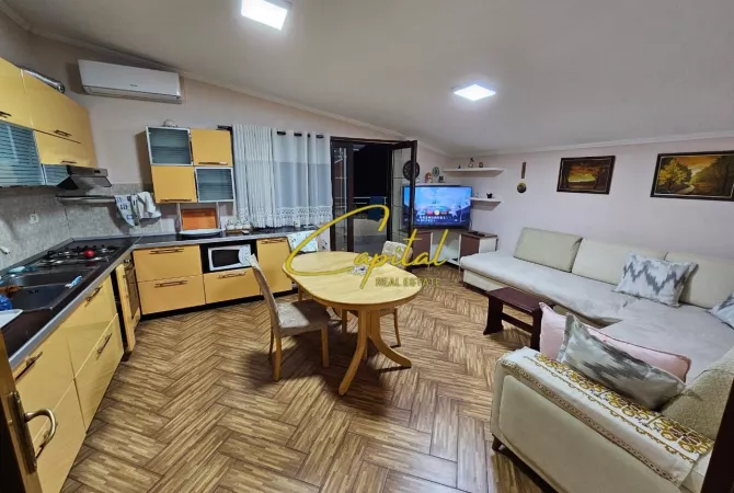 Shtepi me qera 2+1 ne Tirane - 55,000 Leke