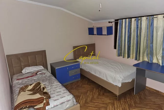 Shtepi me qera Apartament ne Tirane, 2+1, Mobilimi E mobiluar, Pagesa 55,000  Leke.