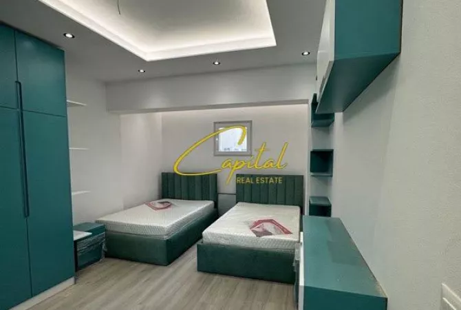 Shtepi me qera Apartament ne Tirane, 2+1, Mobilimi E mobiluar, Pagesa 500  Euro.