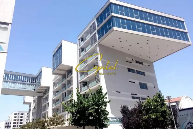 Ambjent biznesi me qera 3+1 ne Tirane - 1,000 Euro