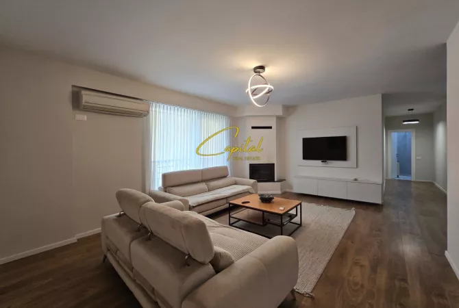 Shtepi me qera Apartament ne Tirane, 3+1, Mobilimi E mobiluar, Pagesa 1,000  Euro.