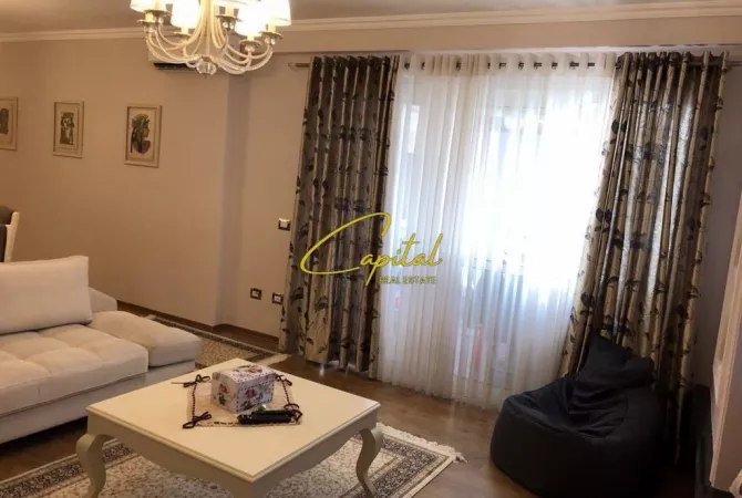 Shtepi ne shitje 2+1 ne Tirane - 158,000 Euro