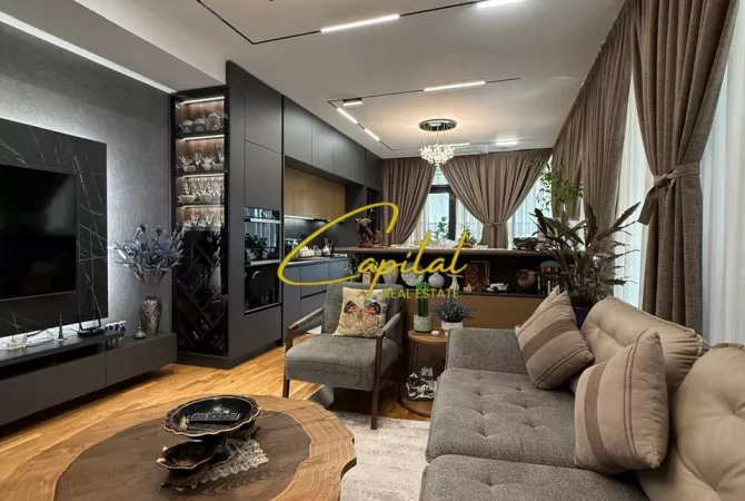 Shtepi ne shitje 2+1 ne Tirane - 650,000 Euro