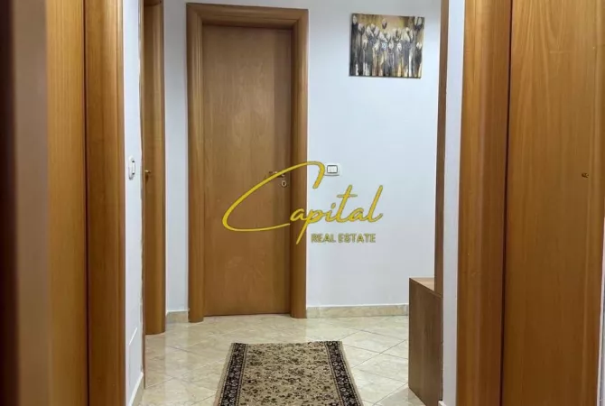 Shtepi me qera Apartament ne Tirane, 2+1, Mobilimi E mobiluar, Pagesa 70,000  Leke.