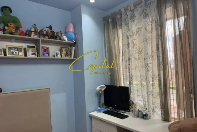 Shtepi me qera 2+1 ne Tirane - 800 Euro