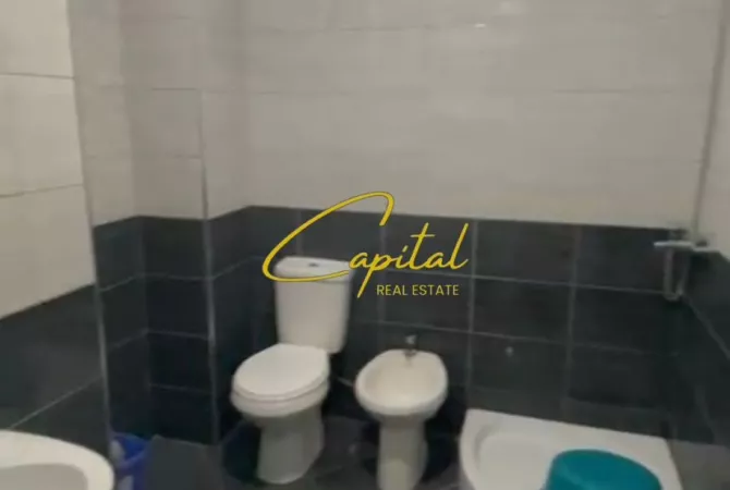 Shtepi me qera Apartament ne Tirane, 2+1, Mobilimi Pjeserisht e mobiluar, Pagesa 47,000  Leke.