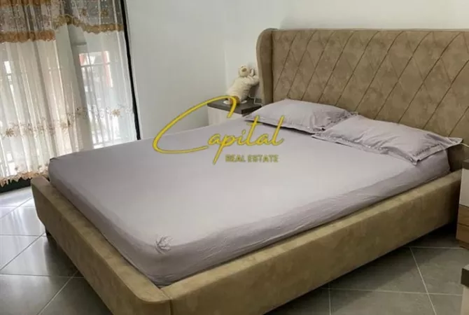 Shtepi me qera 1+1 ne Tirane - 55,000 Leke