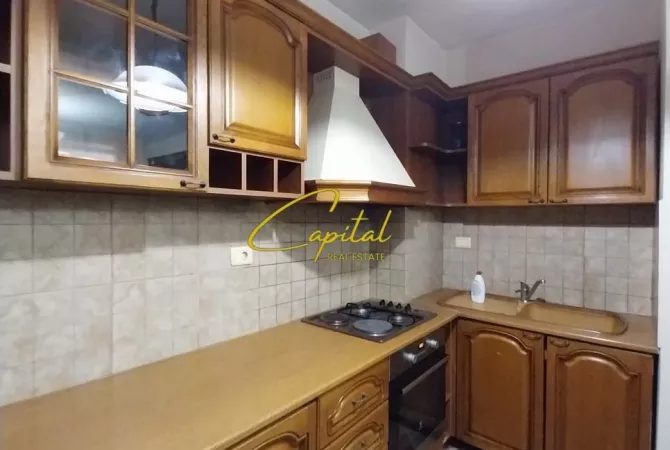 Shtepi me qera 2+1 ne Tirane - 500 Euro