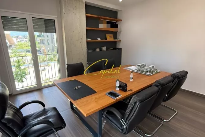 Shtepi ne shitje 2+1 ne Tirane - 450,000 Euro