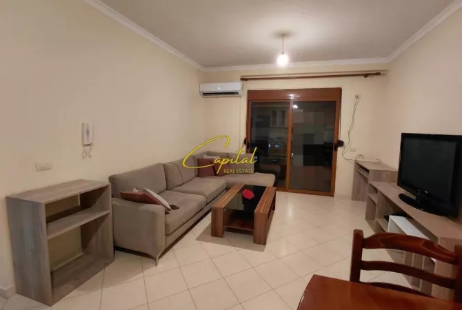 Shtepi me qera 2+1 ne Tirane - 45,000 Leke