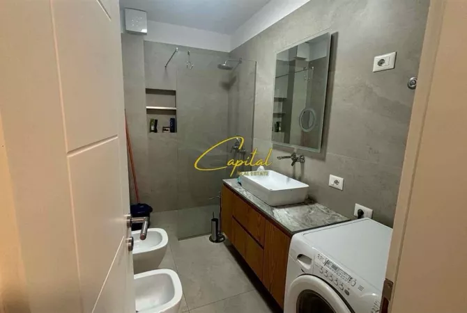 Shtepi me qera Apartament ne Tirane, 1+1, Mobilimi E mobiluar, Pagesa 50,000  Leke.