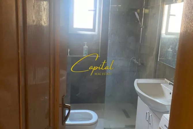 Shtepi ne shitje Apartament ne Tirane, 2+1, Mobilimi E mobiluar, Pagesa 130,000  Euro.