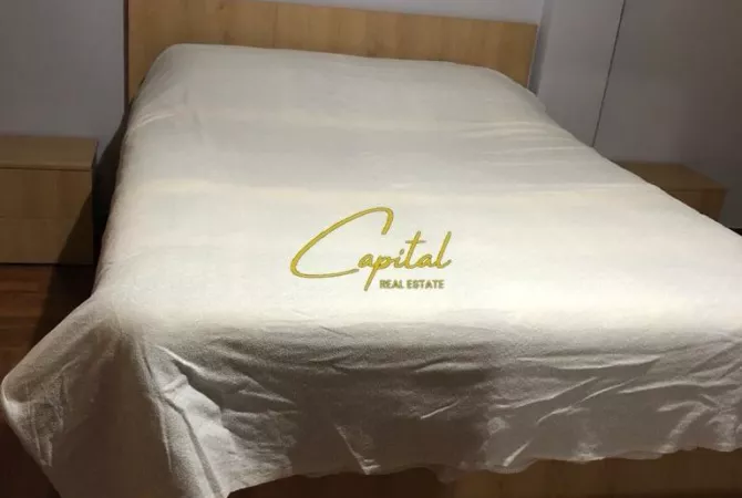 Shtepi me qera Apartament ne Tirane, 2+1, Mobilimi E mobiluar, Pagesa 50,000  Leke.