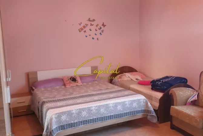 Shtepi me qera 2+1 ne Tirane - 65,000 Leke
