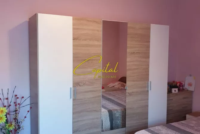 Shtepi me qera Apartament ne Tirane, 2+1, Mobilimi E mobiluar, Pagesa 65,000  Leke.