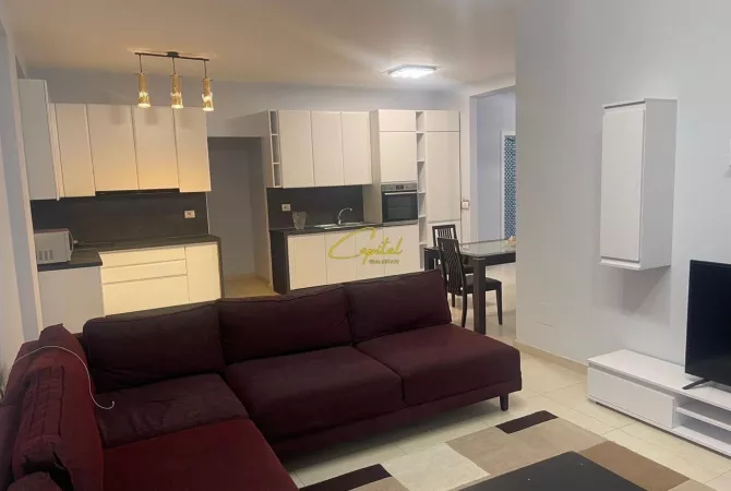 Shtepi me qera 2+1 ne Tirane - 70,000 Leke