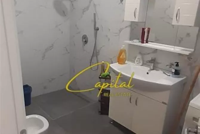 Shtepi me qera 2+1 ne Tirane - 600 Euro