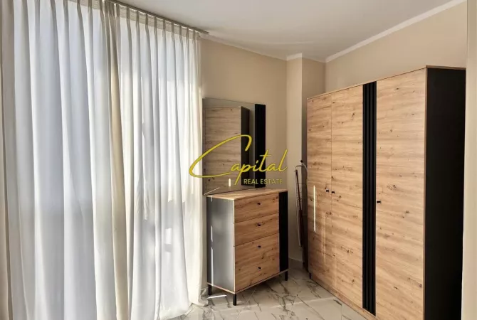 Shtepi me qera Apartament ne Tirane, 1+1, Mobilimi E mobiluar, Pagesa 550  Euro.