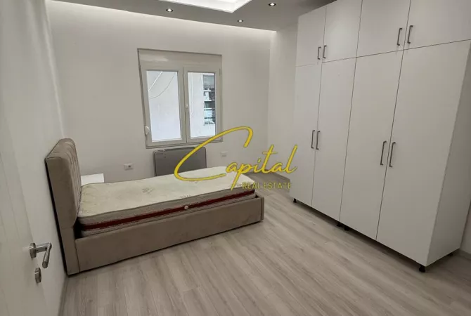 Shtepi me qera Apartament ne Tirane, 2+1, Mobilimi E mobiluar, Pagesa 500  Euro.