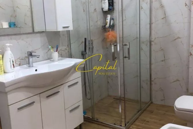 Shtepi ne shitje 2+1 ne Tirane - 160,000 Euro