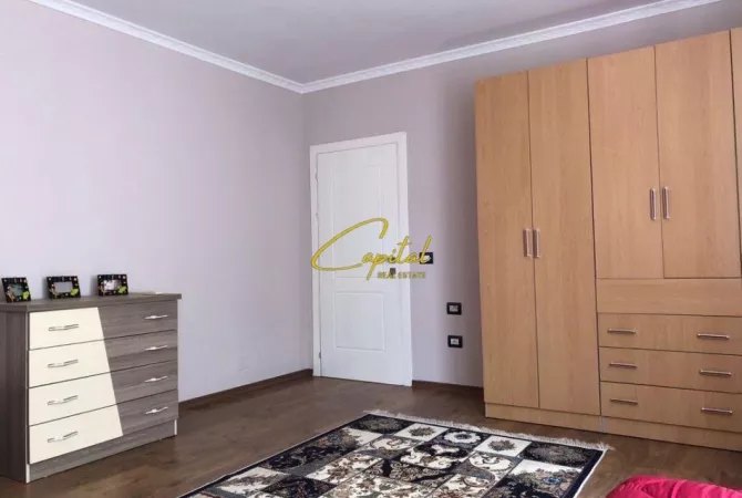 Shtepi ne shitje 2+1 ne Tirane - 160,000 Euro