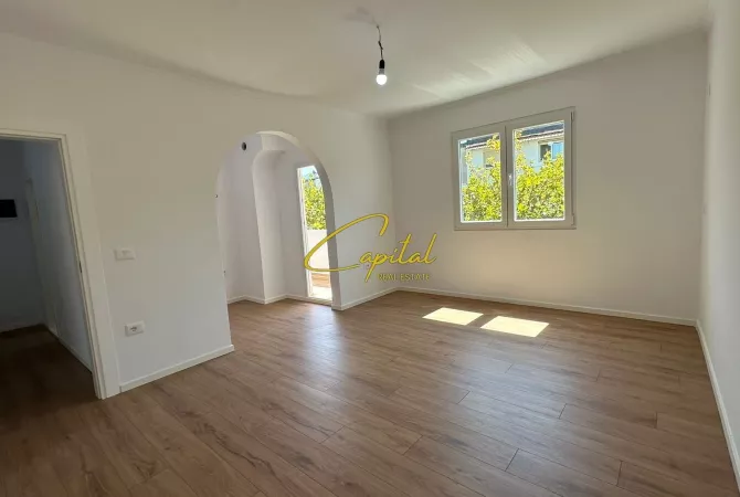 Shtepi ne shitje 2+1 ne Tirane - 129,000 Euro