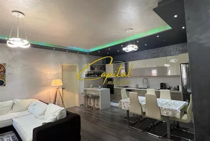 Shtepi ne shitje 2+1 ne Tirane - 290,000 Euro