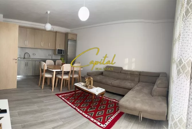 Shtepi me qera Apartament ne Tirane, 3+1, Mobilimi E mobiluar, Pagesa 800  Euro.