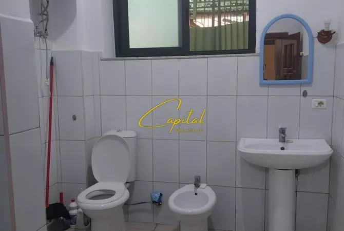 Shtepi ne shitje Garsoniere ne Tirane - 7,500,000 Leke